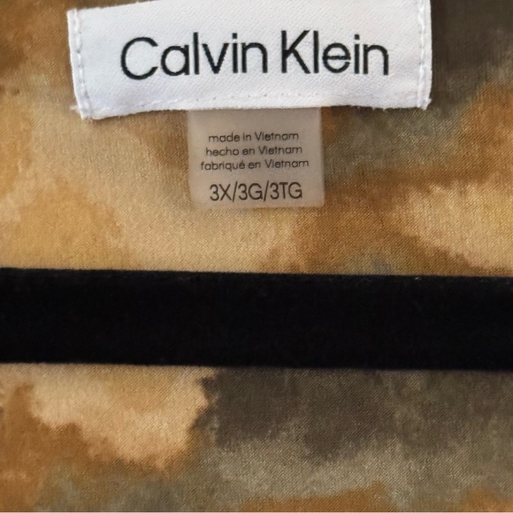 Calvin Klein 🫐 Green Yellow Camouflage 3/4 Sleeve Knit Top - Picture 5 of 7